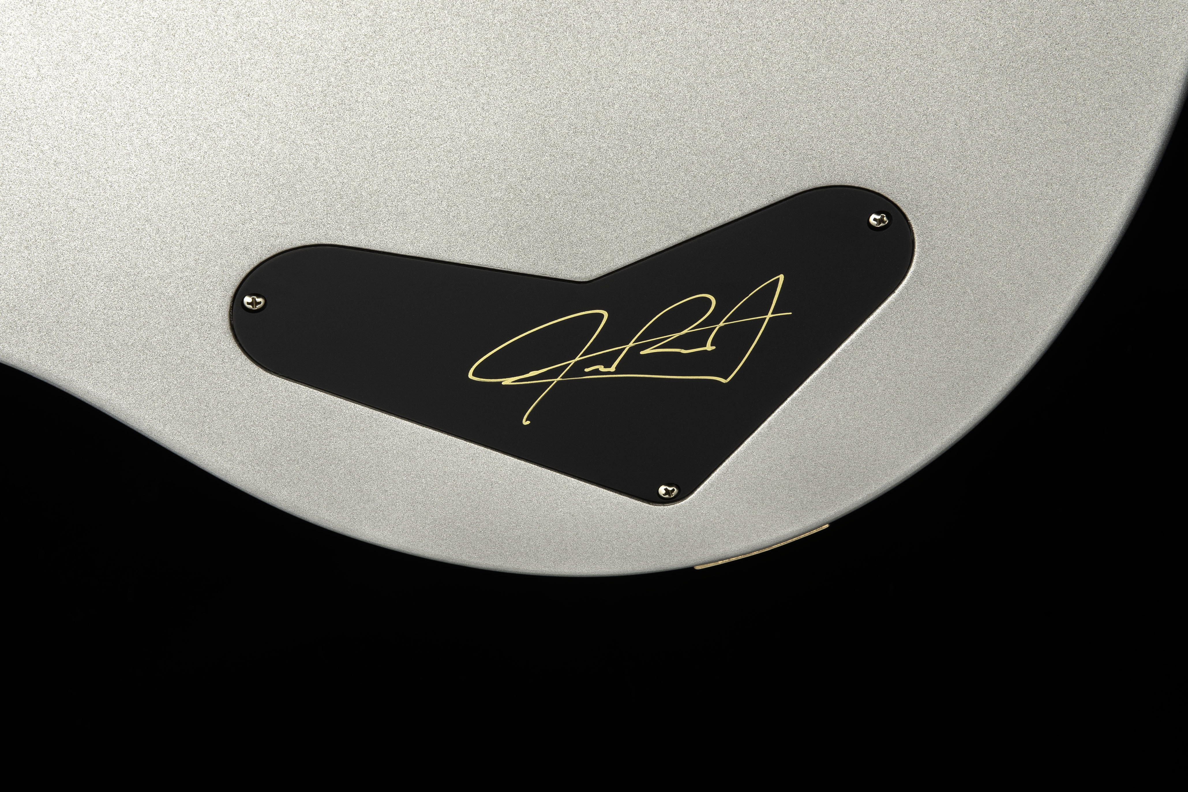 Jonathan Jourdan Limited Edition Platinum Metallic